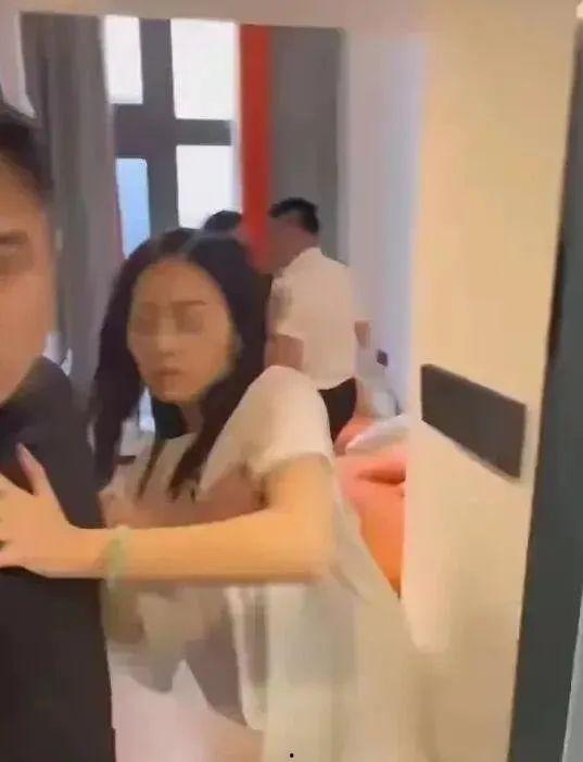 抓奸视频,视频揭露惊人真相