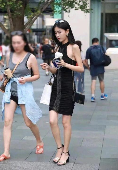 高跟鞋美女视频,探寻美女视频中的时尚风采