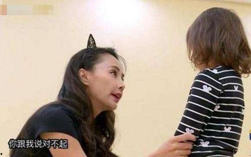 马雅舒妈妈是超人视频,揭秘超级妈妈的育儿智慧与生活点滴