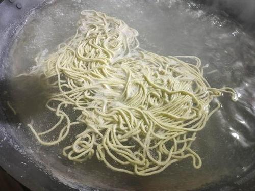 阳泉抿曲做法视频,传统美食的传承与创新